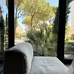 Hotel M House Art 4*
